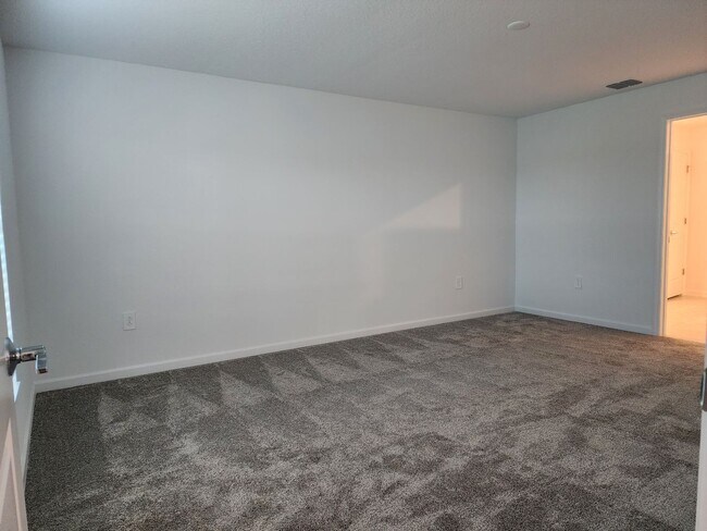 Building Photo - Solar-Powered Old Hickory Home – Available Soon