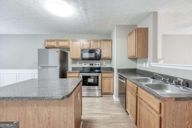 Building Photo - 2913 Vining Ridge Terrace