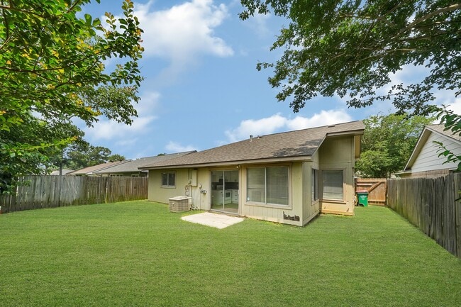 Building Photo - 23823 Griffin House Ln