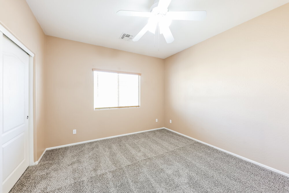 Building Photo - 10574 W Salter Dr