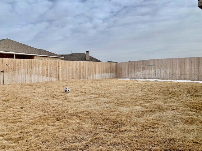 Building Photo - 13313 Avenue V