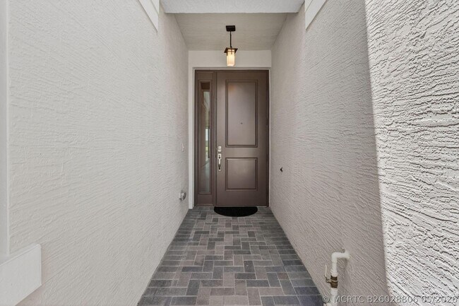 Building Photo - 13570 Starkissed Ln