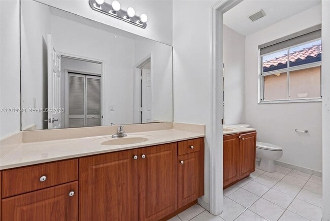 Building Photo - 2631 SW 153rd Path
