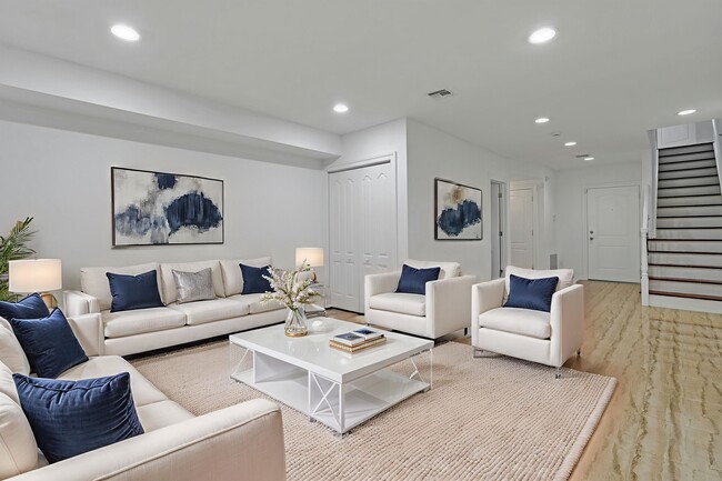 Building Photo - 52B Myrtle Ave MYRTLE Ave