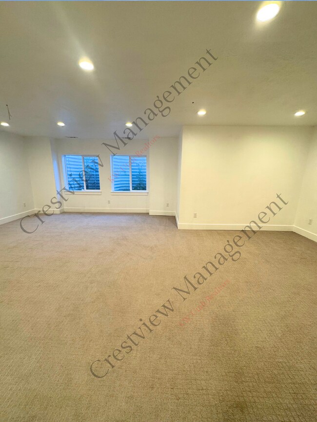 Building Photo - 4883 N Nile Dr