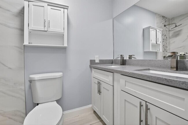 Building Photo - 4404 Treasure Cove Dr