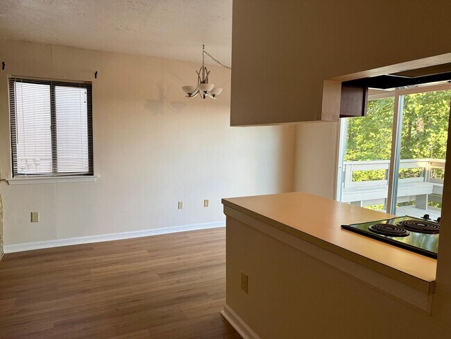 Building Photo - 3377 Kelly Ln