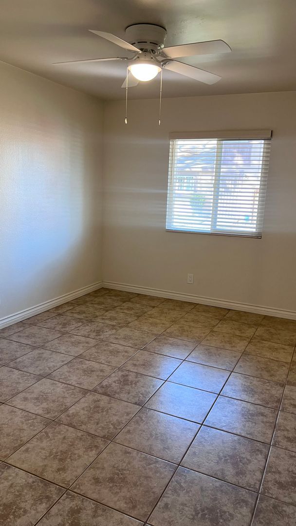 Building Photo - 3 Bedroom, Two Bathroom Condo