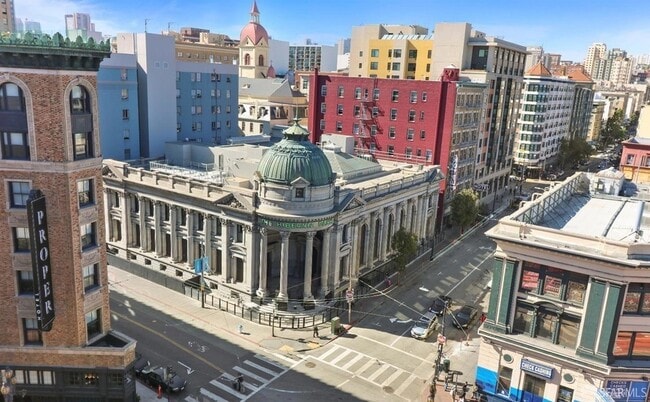 Building Photo - 1075 Market St