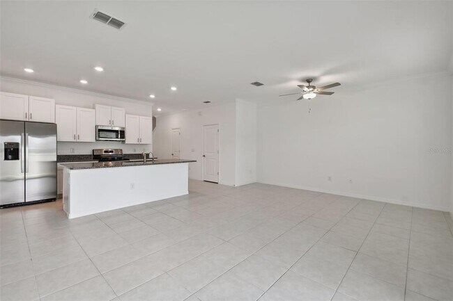 Building Photo - 9653 Ashworth Pl