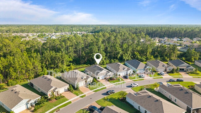 Building Photo - 383 St Vincent Dr