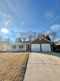 Building Photo - 4885 Streamside Dr