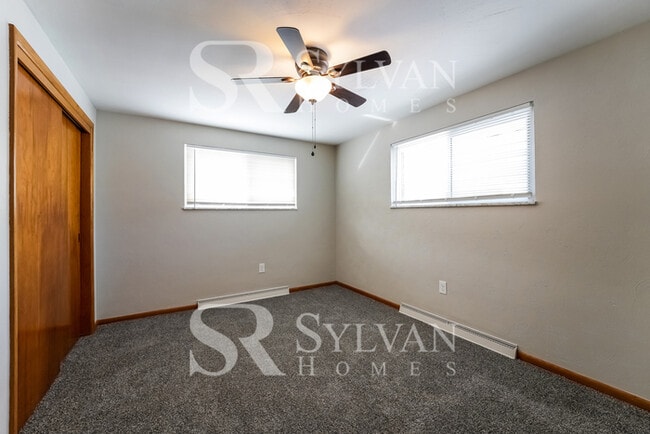 Building Photo - Everything you have been dreaming of is he...