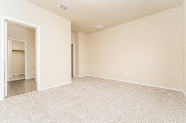 Building Photo - 2020 Cassiopeia Bend