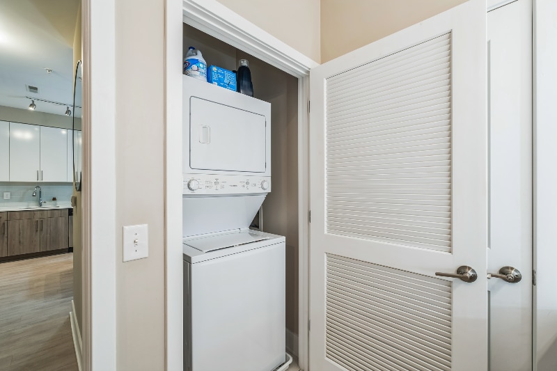 Building Photo - 145 Riverhaven Dr