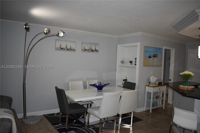 Building Photo - 6917 Collins Ave