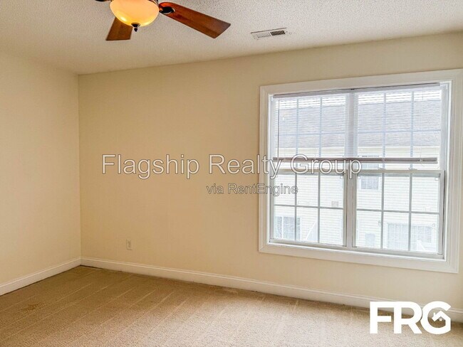 Building Photo - 4243 Dudleys Grant Dr