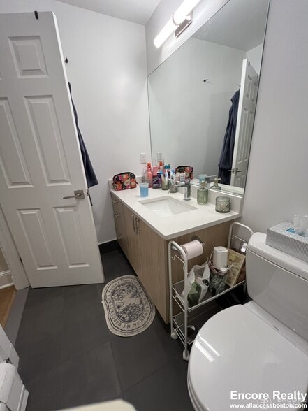 Building Photo - 833 Beacon St