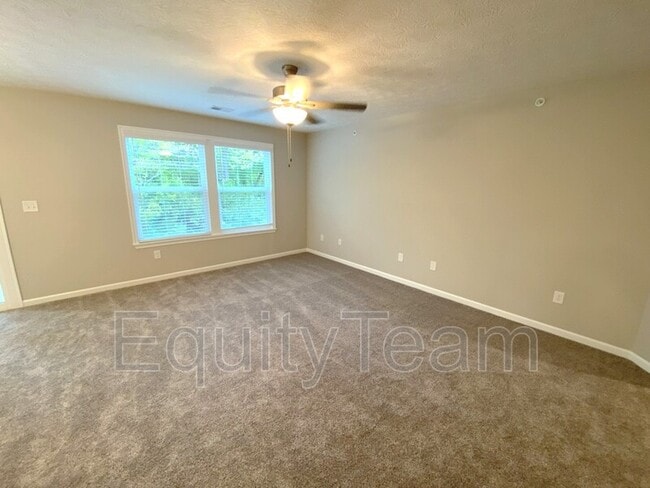 Building Photo - 4329 Value Spgs