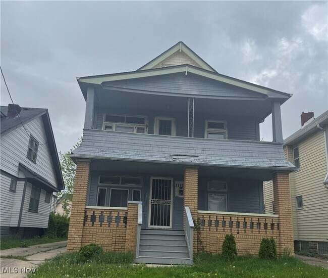 Primary Photo - 111222 Glenboro Dr