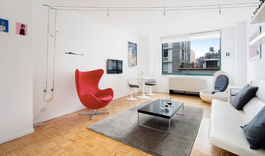 Building Photo - 295 Greenwich St