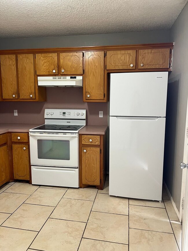 Building Photo - Available Now - Frenship District!