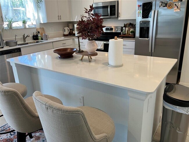 Building Photo - 13259 Palmerston Rd