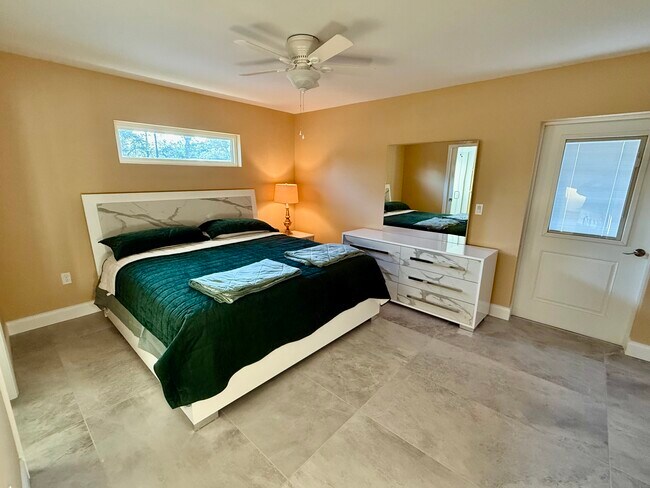 Building Photo - 212 Browns Rd