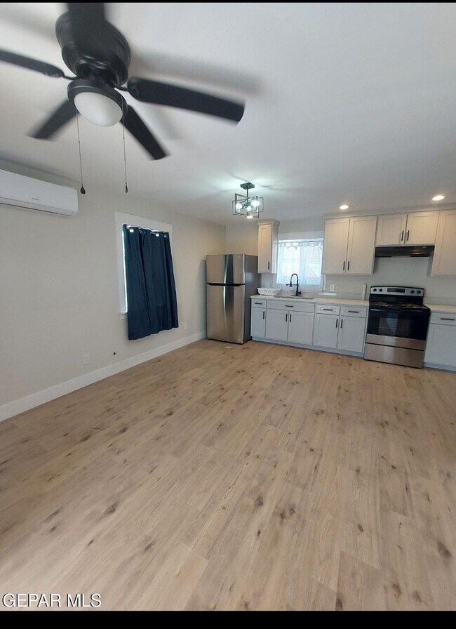 Building Photo - 3401 Polk Ave