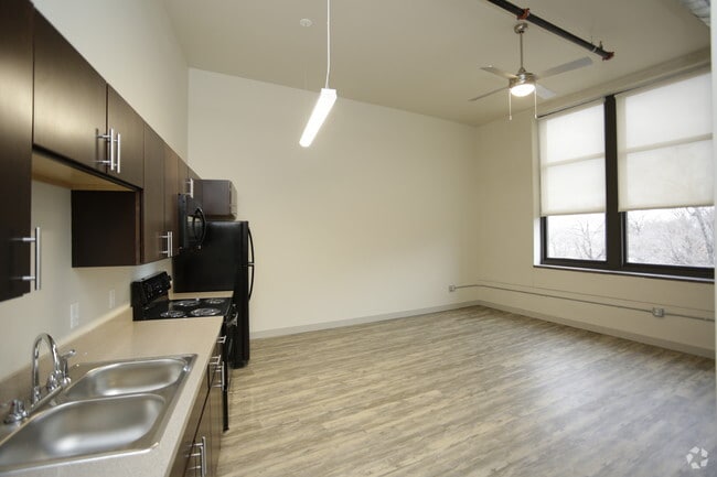 2BR, 1BA - 973 SF - Blenheim Senior Living Apartments