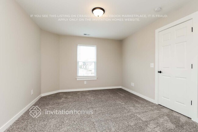 Building Photo - 202 Emmett Dr