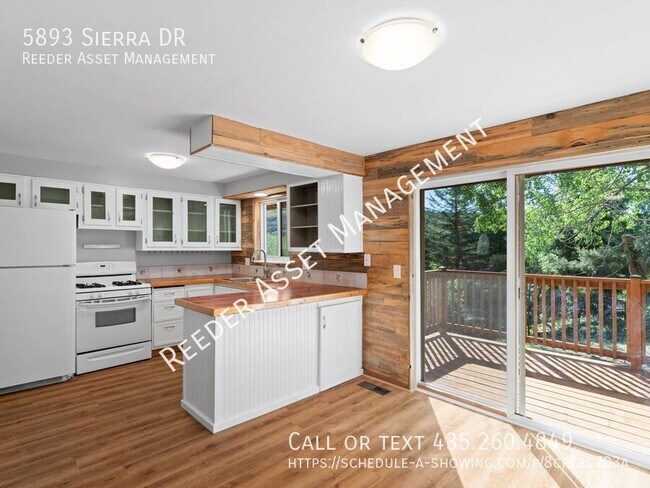 Primary Photo - 5893 Sierra Dr