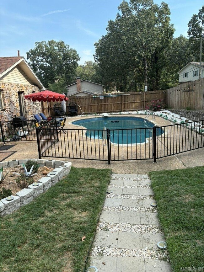 Primary Photo - 1702 Jennifer Dr