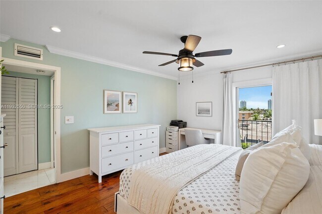 Building Photo - 3642 NE 171 St