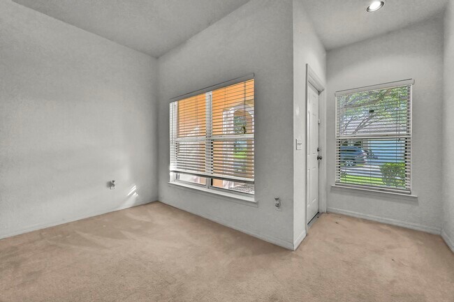 Building Photo - 1846 Pelican Dr