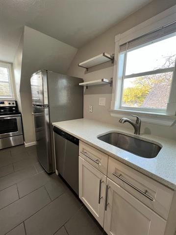 Building Photo - 6200 Victor St