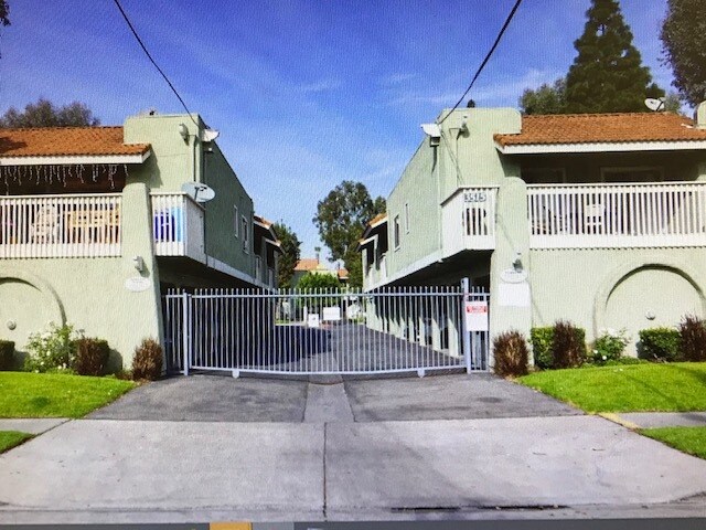 Primary Photo - 3515 W Savanna St
