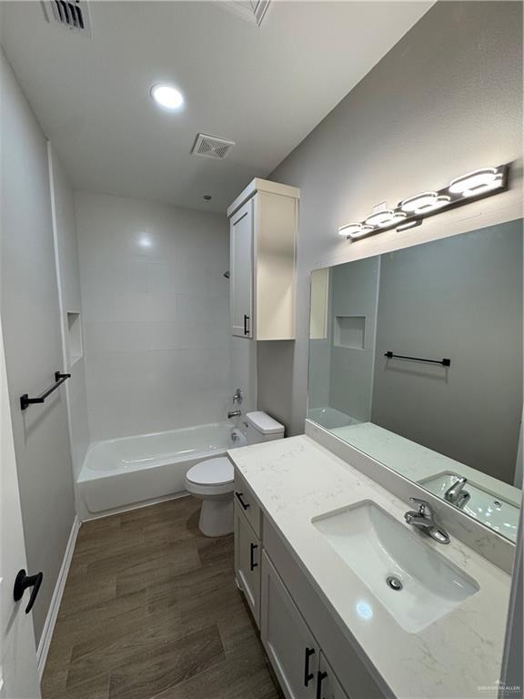 Building Photo - 16 Ragland Rd