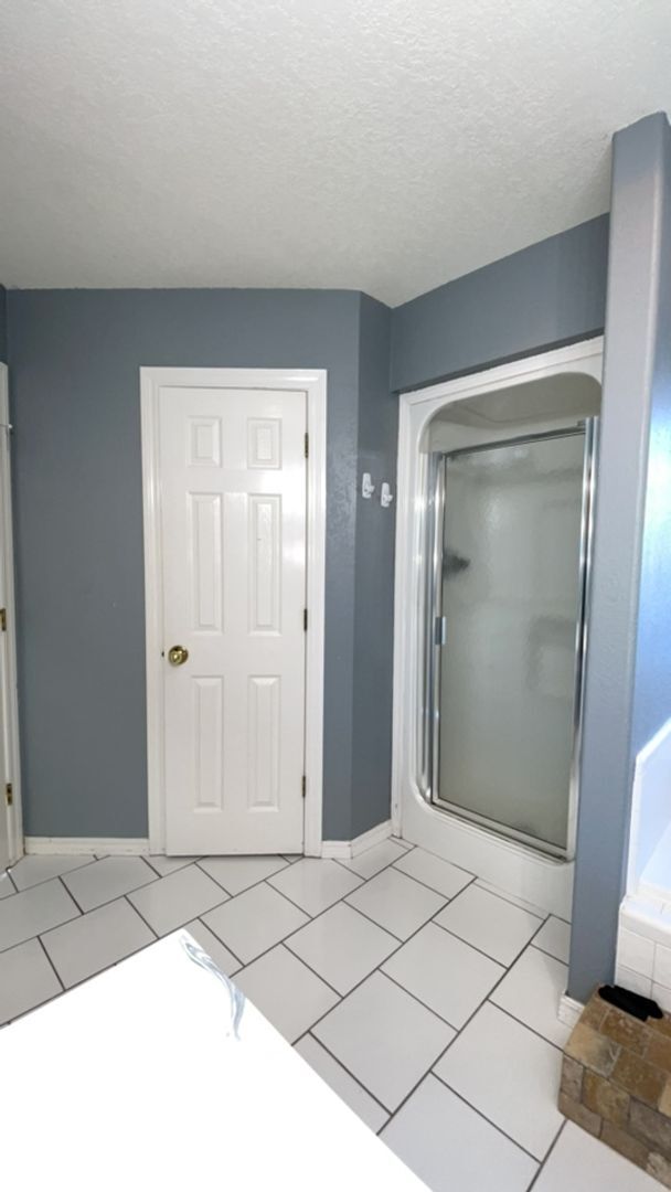 Building Photo - Well-maintained 3-bedroom, 2-bath home in ...