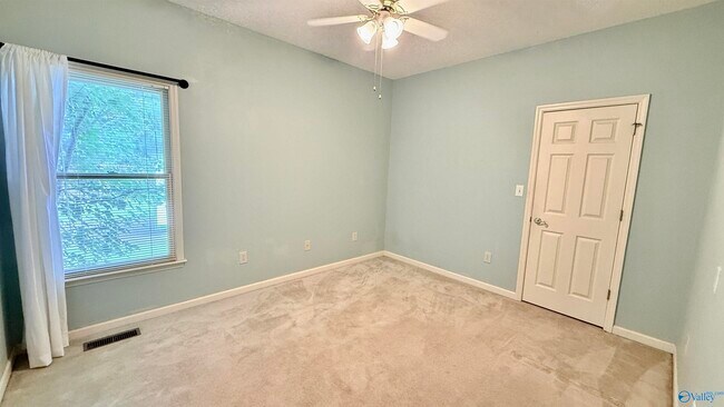Building Photo - 113 Nobleton Ln NW