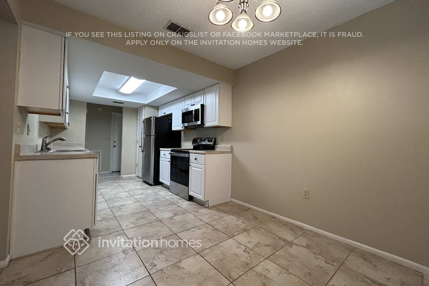 Building Photo - 203 Arbor Dr E