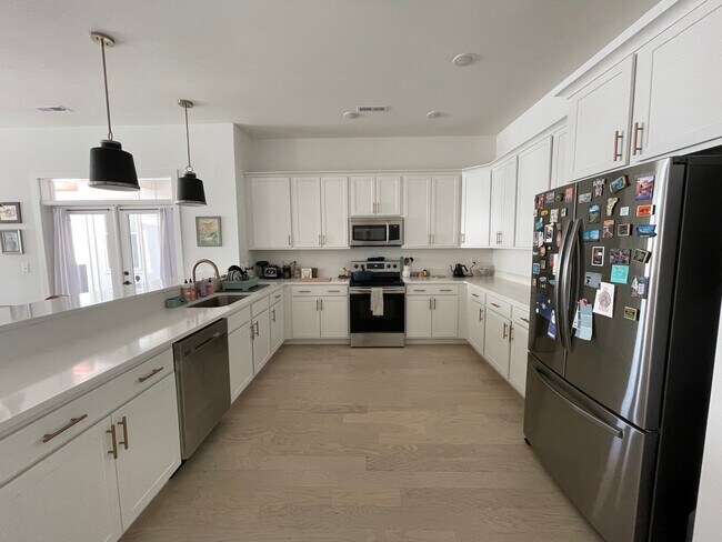 Building Photo - 1348 Slayton St