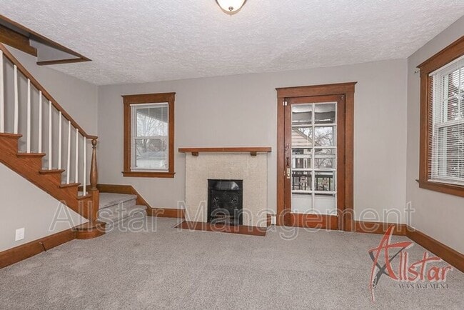 Building Photo - 542 Lindell St