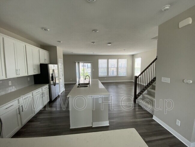 Building Photo - 7259 Barker St