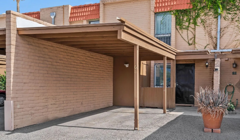 Building Photo - 2875 N Tucson Blvd