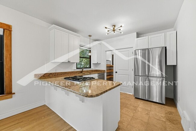 Building Photo - Charming Home with Central AC and Fenced Yard