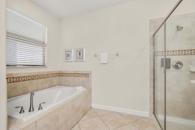 Building Photo - 1429 Wexford Way