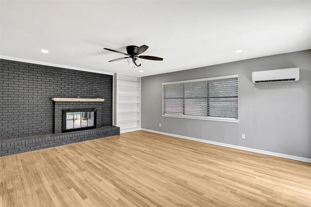 Building Photo - 1422 Flamingo Ln
