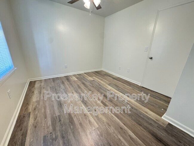 Building Photo - 4518 Pate Dr