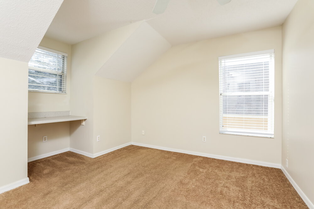 Building Photo - 4208 Forest Island Dr